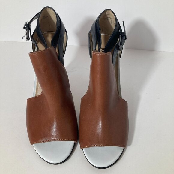Womens Neiman Marcus Natal NM Leather Peep Toe Strap Back 3 Toned 4" Heels Brown - Picture 3 of 10
